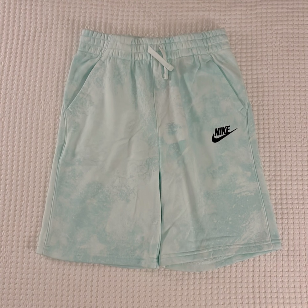 Nike Boy’s Shorts in Teal Tie-Dye, size XL